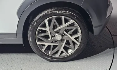 Hyundai Kona 2020, 135998 км, за 10744.28 USD - фото 21