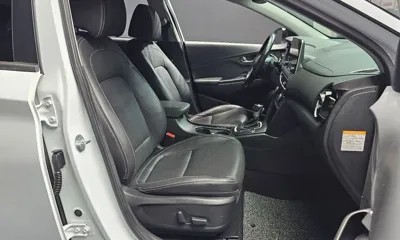 Hyundai Kona 2020, 135998 км, за 10744.28 USD - фото 26