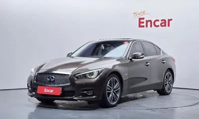 Infiniti Q50 · 2015 год