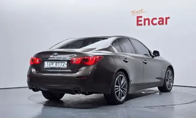 Infiniti Q50 2015, 128997 км, за 4167.48 USD