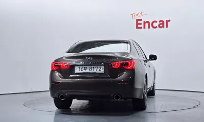 Infiniti Q50 2015, 128997 км, за 4167.48 USD