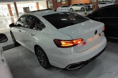 Volkswagen Lavida 2024, 30100 км, за 11481 USD