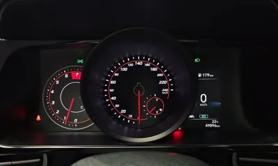 Hyundai Avante 2021, 49896 км, за 10701.28 USD - фото 8