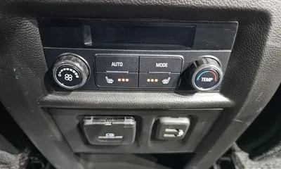 ChevroletGMDaewoo Traverse 2022, 78104 км, за 17601.78 USD - фото 15
