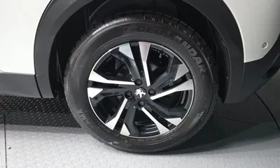 Peugeot 2008 2021, 93045 км, за 11395.45 USD - фото 21