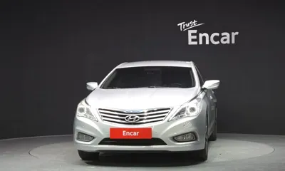 Hyundai Grandeur 2011, 209763 км, за 1953.51 USD