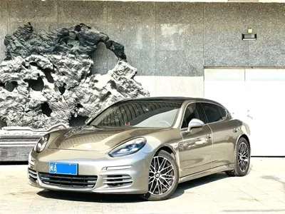 Porsche Panamera · 2016 год