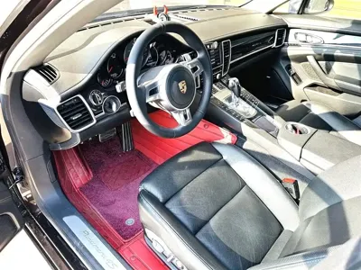 Porsche Panamera 2016, 200000 км, за 26786.87 USD