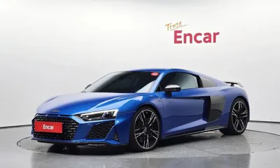 Audi R8 · 2022 год