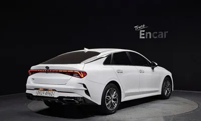 Kia K5 2021, 94280 км, за 12800.32 USD