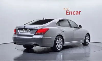 Hyundai Equus 2012, 177555 км, за 5189.17 USD