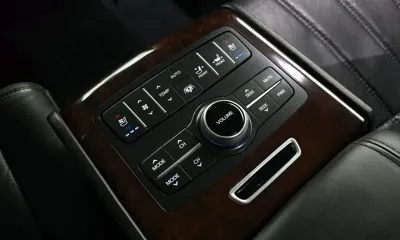 Hyundai Equus 2012, 177555 км, за 5189.17 USD - фото 17