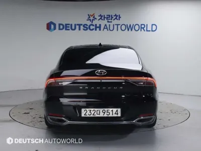 Hyundai Grandeur 2022, 103027 км, за 13874.94 USD