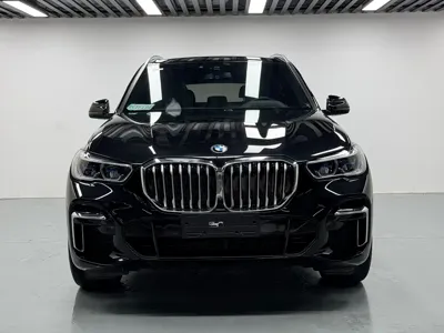 BMW X5 2023, 22000 км, за 56914.73 USD