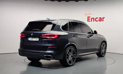 BMW X5 2022, 53200 км, за 45439.75 USD
