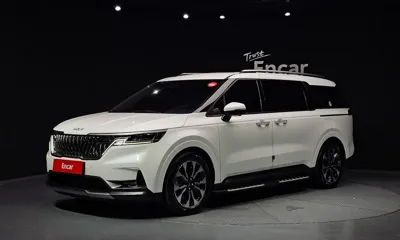 Kia Canival · 2023 год