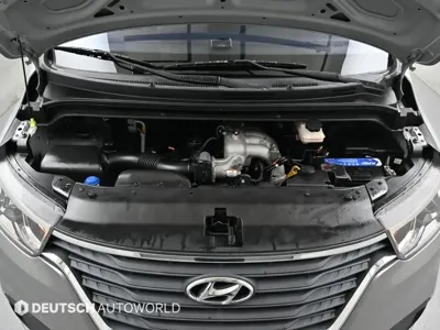 Hyundai Starex 2019, 119170 км, за 9829.82 USD - фото 6