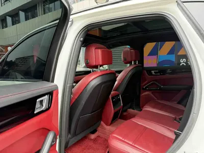 Porsche Cayenne 2020, 60000 км, за 48380.46 USD - фото 6