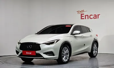 Infiniti Q30 · 2019 год