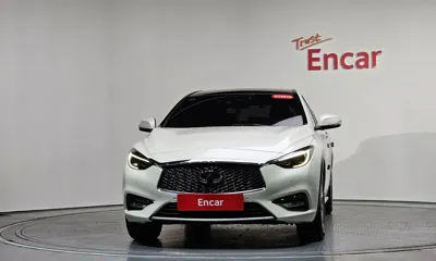 Infiniti Q30 2019, 23239 км, за 10241.16 USD