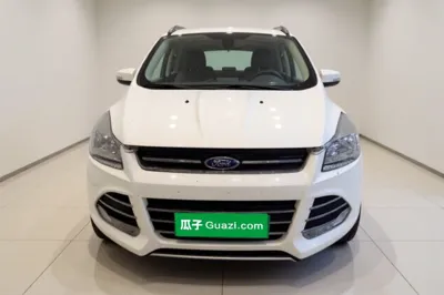 Ford Kuga 2015, 108800 км, за 5808 USD