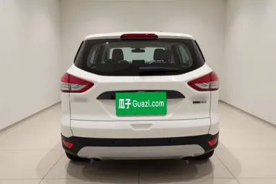 Ford Kuga 2015, 108800 км, за 5808 USD