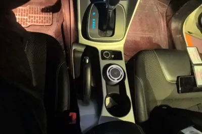 Ford Kuga 2015, 108800 км, за 5808 USD - фото 12