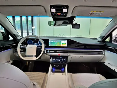Hyundai Grandeur 2023, 28000 км, за 20521.18 USD - фото 7