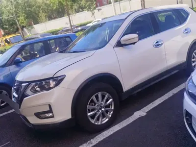 Nissan X-Trail · 2017 год