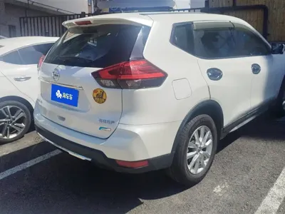 Nissan X-Trail 2017, 87800 км, за 8410.87 USD