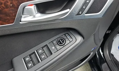 Hyundai Genesis 2016, 159822 км, за 5901.27 USD - фото 13