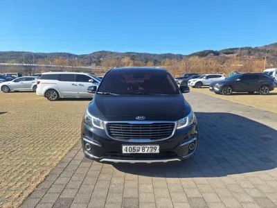 Kia Canival 2018, 209076 км, за 4463.7 USD