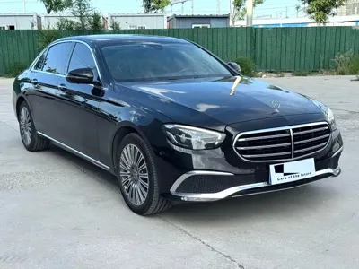 Mercedes-Benz E-Class 2021, 80000 км, за 36388.18 USD