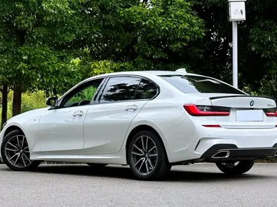 BMW 3 Series 2020, 94000 км, за 20276.24 USD