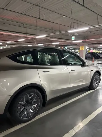 Tesla Model Y 2026, 10 км, за 49166.34 USD