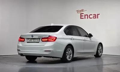 BMW 3-Series 2016, 93586 км, за 7607.98 USD