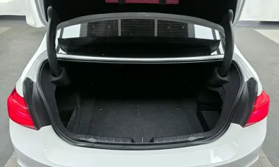 BMW 3-Series 2016, 93586 км, за 7607.98 USD - фото 20