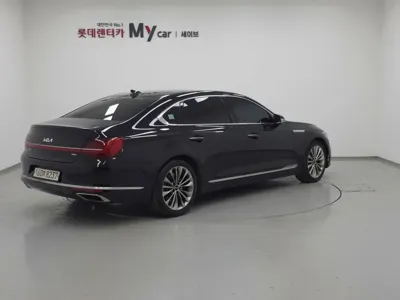 Kia K9 2022, 131153 км, за 14078.18 USD