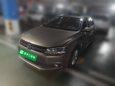 Volkswagen Sagitar · 2014 год