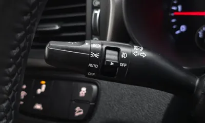Kia Sorento 2020, 42616 км, за 13121.96 USD - фото 27