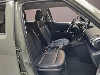Hyundai Casper 2023, 71450 км, за 9758.01 USD - фото 26