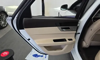 Jaguar XF 2019, 117950 км, за 4872.5 USD - фото 25