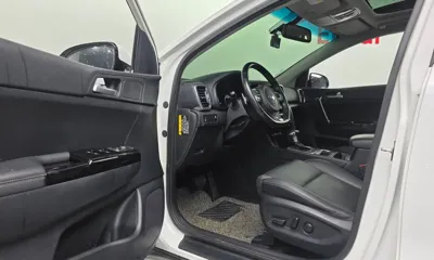 Kia Sportage 2017, 88127 км, за 9446.07 USD - фото 12