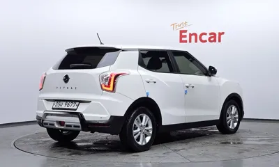 KG_Mobility_Ssangyong TIBOLI 2015, 108510 км, за 4294.68 USD