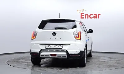 KG_Mobility_Ssangyong TIBOLI 2015, 108510 км, за 4294.68 USD