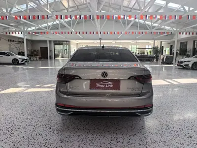 Volkswagen Sagitar 2023, 35000 км, за 15714.82 USD