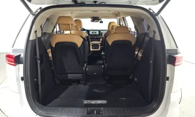 Kia Canival 2023, 90550 км, за 15731.65 USD - фото 29
