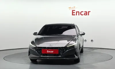 Hyundai Avante 2021, 110068 км, за 7995.84 USD