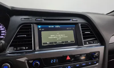 Hyundai Sonata 2017, 221015 км, за 3304.63 USD - фото 16