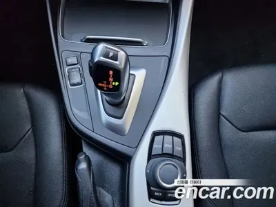 BMW 1-Series 2019, 67558 км, за 8645.9 USD - фото 9